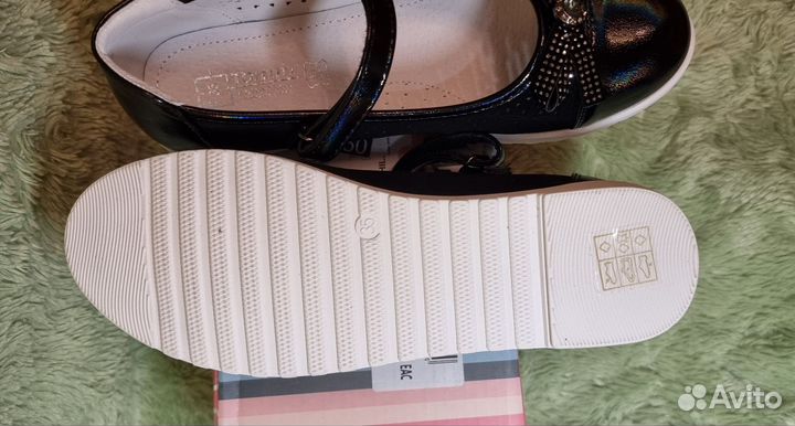 Школьные туфли для девочки