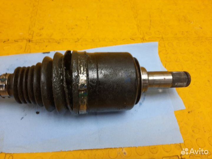 Вал приводной (Полуось) передний левый