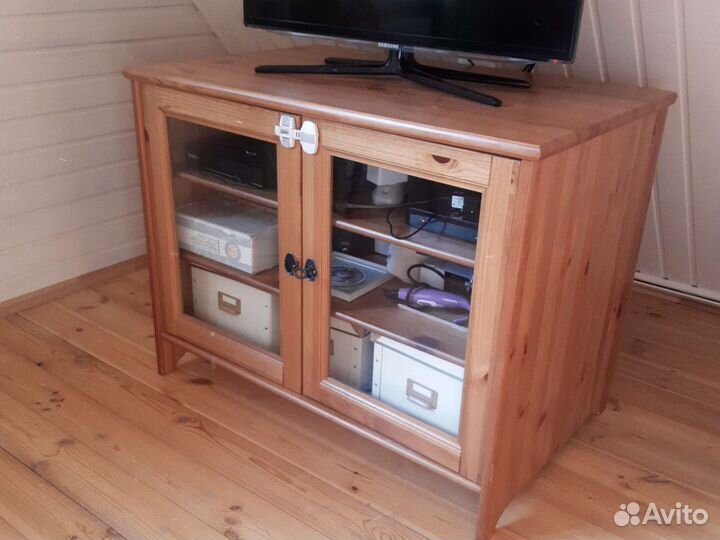 Тумба под телевизор Икеа Лексвик