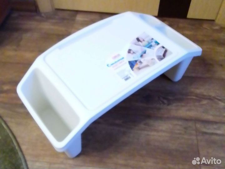 Столик подставка универсальный