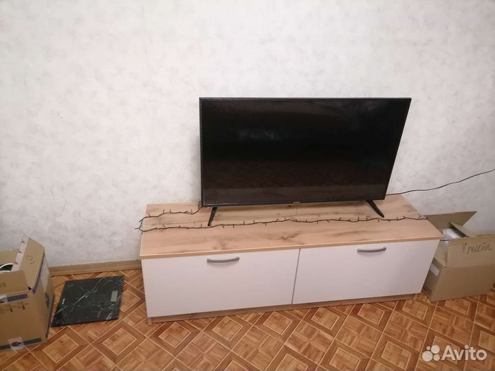 Тумбочка под телевизор