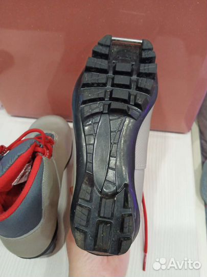 Лыжные ботинки 32р