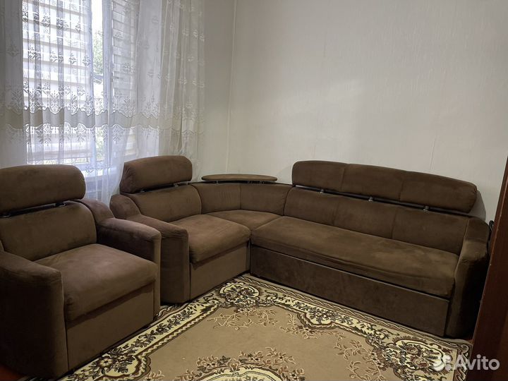 Угловой диван б/у