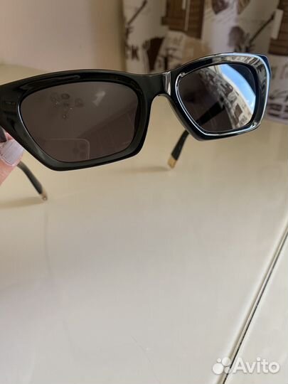 Солнцезащитные очки furla