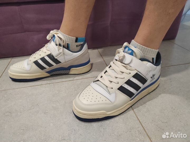 Adidas forum low