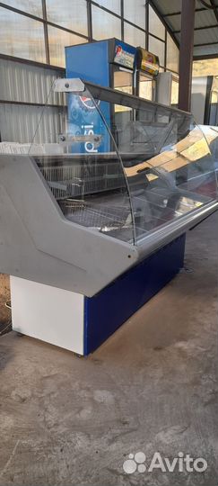 Холодильная витрина