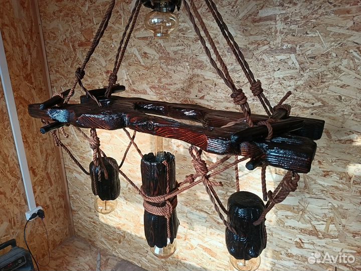 Люстры из дерева под старину ручной работы