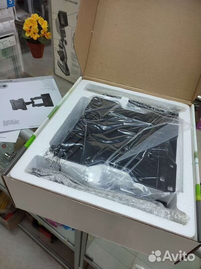 Кронштейн для телевизора поворотный