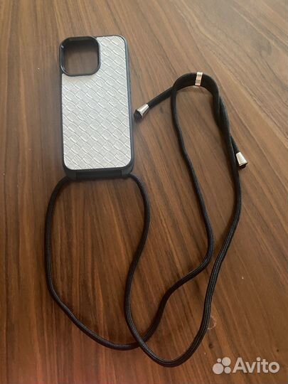 Чехол iPhone 13prо в стиле Bottega Veneta на шнурк