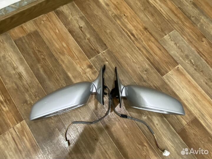 Комплект зеркал Toyota Crown GRS180