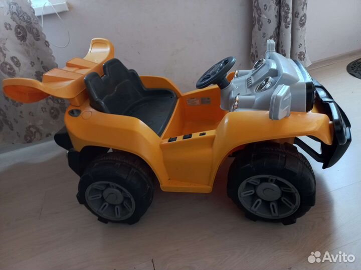 Электромобиль.Дет.машина на аккумуляторе с пультом