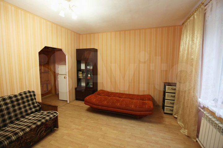 Комната 23 м² в 3-к., 1/3 эт.