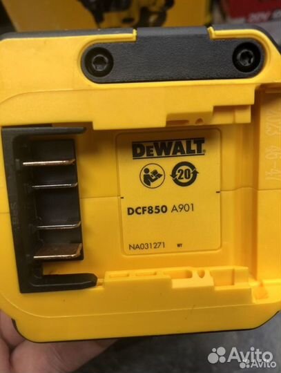 Винтоверт аккумуляторный (impact) Dewalt DCF850n