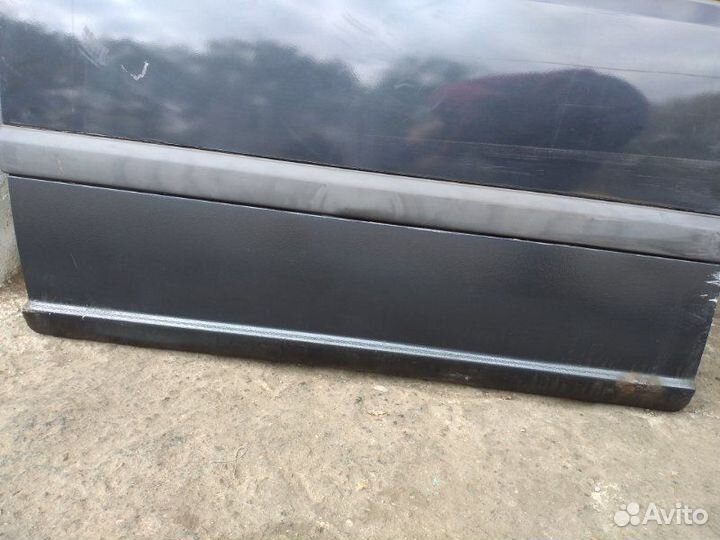 Сдвижная дверь правая Mercedes Vito W639 ом646