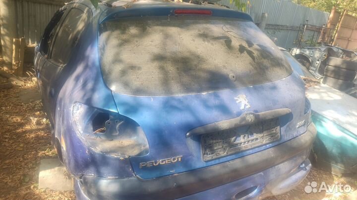Дверь задняя peugeot 206