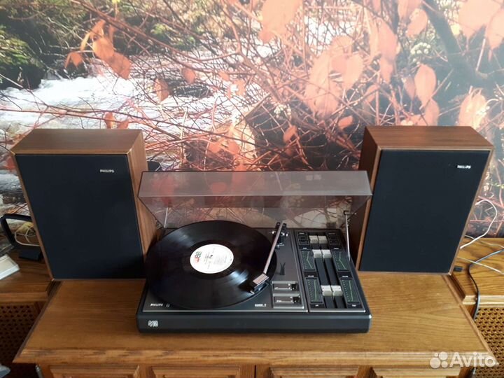 Музыкальный центр