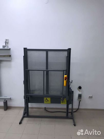 Подъемник для инвалидов