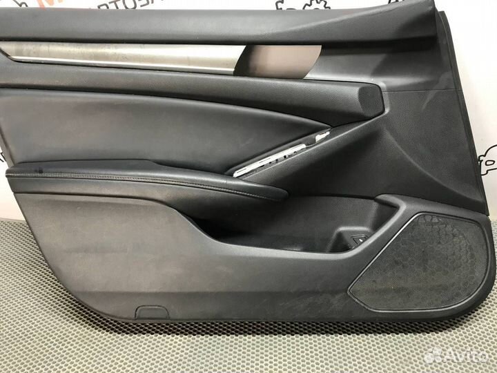 Обшивка двери передней левой Honda Accord 10 2018