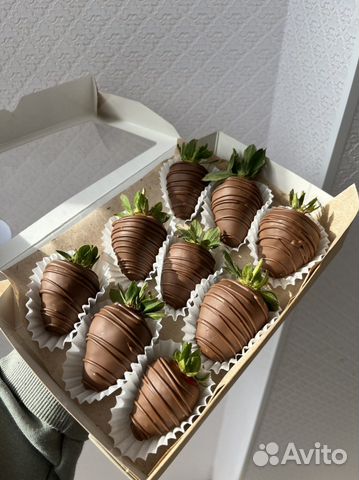 Клубника бананы в шоколаде / Букеты