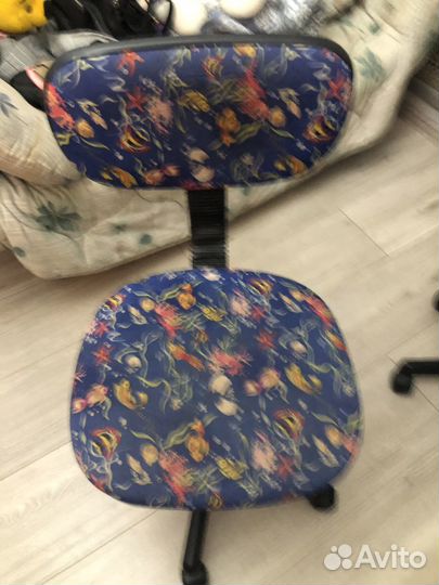 Стулья детские на колесах