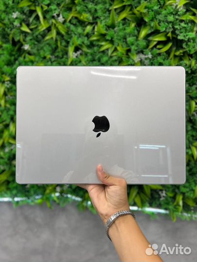 Apple MacBook Pro 16 M1 Pro 16/512 silver