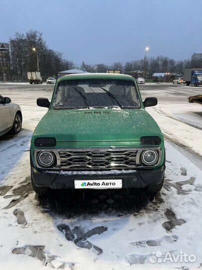 LADA 4x4 (Нива) 1.8 МТ, 2004, 75 000 км