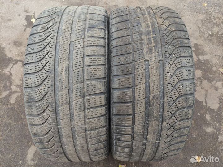 Pirelli P Zero Winter 255/45 R19