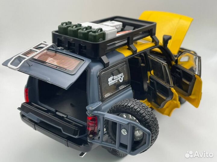 Модель авто Toyota Land Cruiser 80 Off-road 1:24