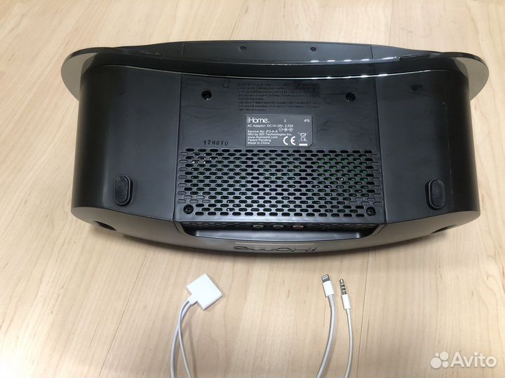 Колонка iHome IP3
