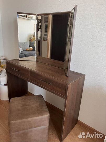 Трюмо трельяж комод с зеркалом и банкеткой Lazurit