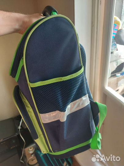 Школьный рюкзак (ранец)