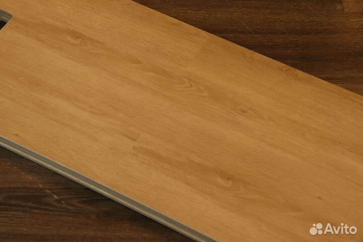 Кварцвиниловая плитка дуб клеевая