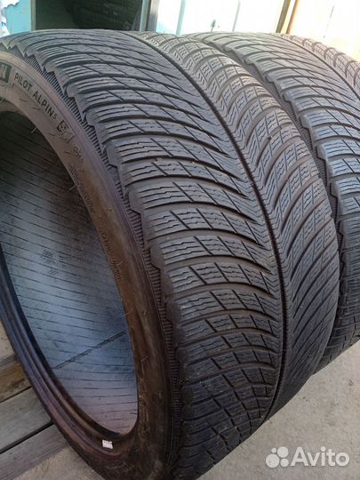 Michelin Pilot Alpin 5 295/35 R20