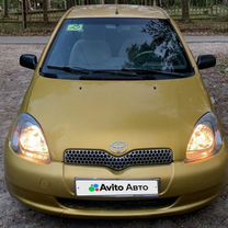 Toyota Yaris 1.0 MT, 2000, 270 000 км, с пробегом, цена 300 000 руб.