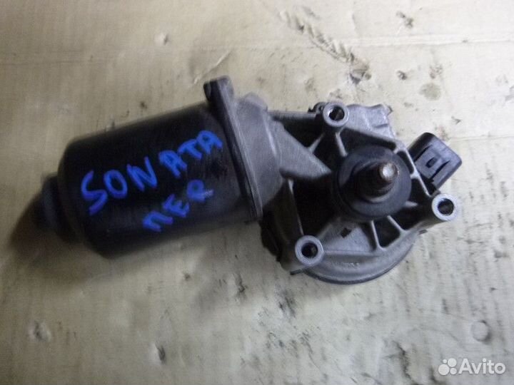 Моторчик стеклоочистителя передний hyundai sonata sonata VII 2015