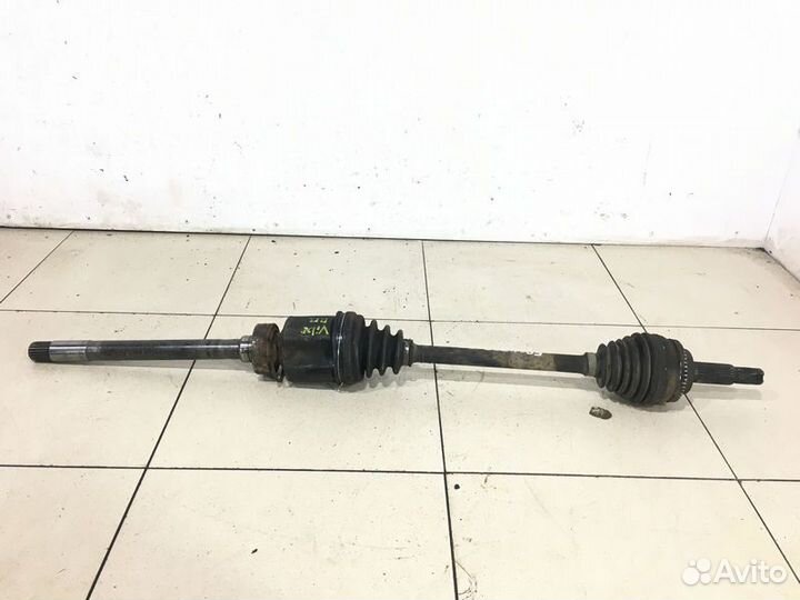 Привод передний правый