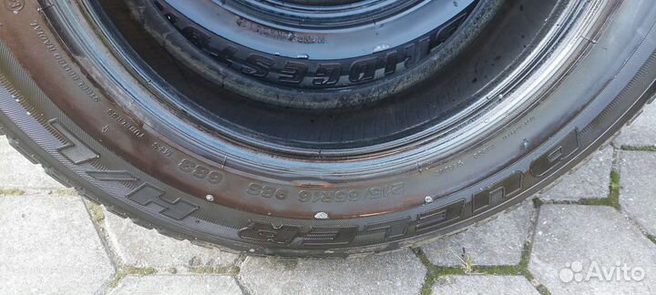 Bridgestone Dueler H/L 215/65 R16