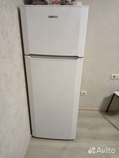 Холодильник бу beko