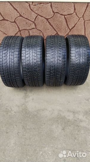 Dunlop SP Winter Ice 01 215/50 R17