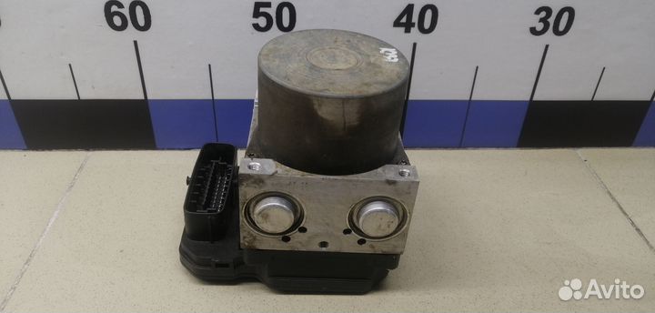 Блок ABS (насос) RAV 4 2013