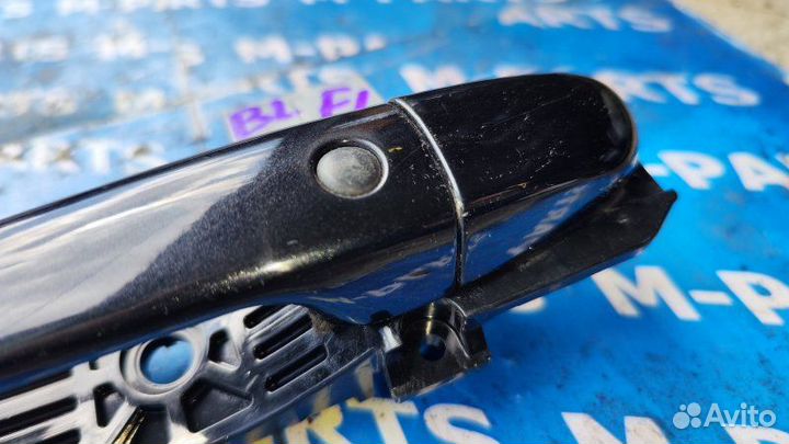 Ручка двери внешняя передняя левая Mazda Axela