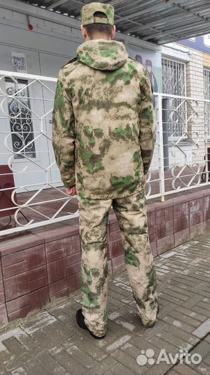 Костюм демисезонный зеленых мох