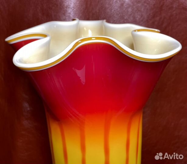 Ваза сульфидное стекло Красный Май СССР