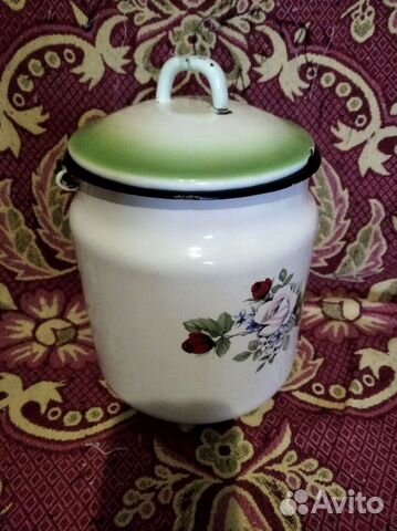 Бидон, блюда, кастрюля эмалированные, половники