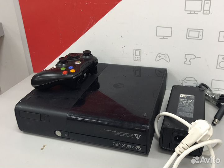 М5) Приставка Xbox 360