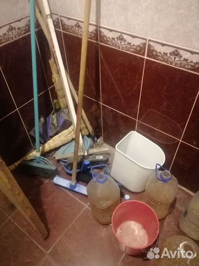 Швабры, щётки, корзинки для мусора