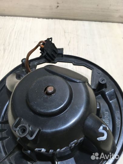Моторчик отопителя Фольксваген Джетта 5