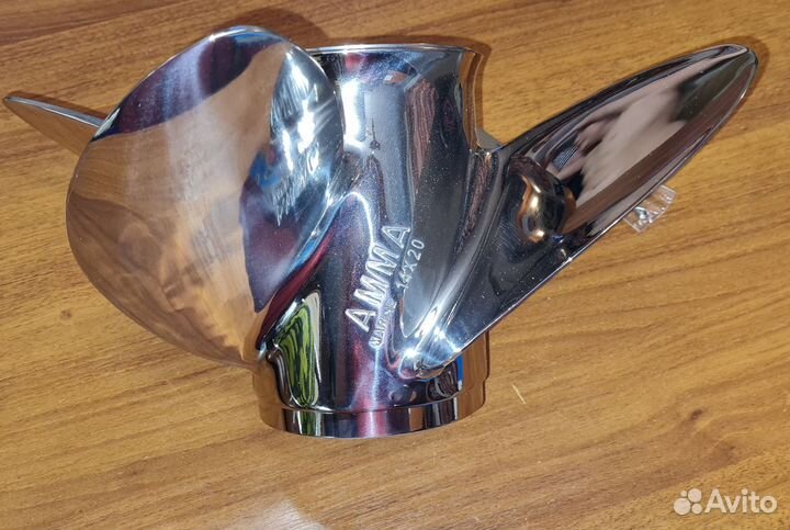 Винт правого вращения volvo SX (сталь) (4X14X20)