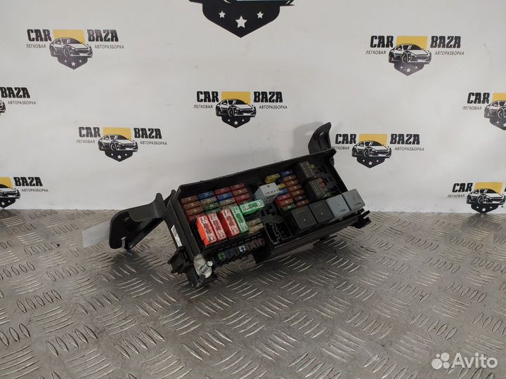 Блок предохранителей основной