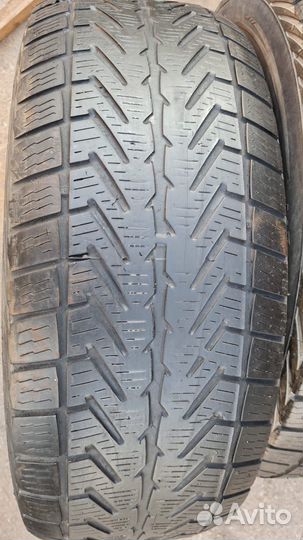 Goodyear UltraGrip Ice 2 215/60 R16 99T